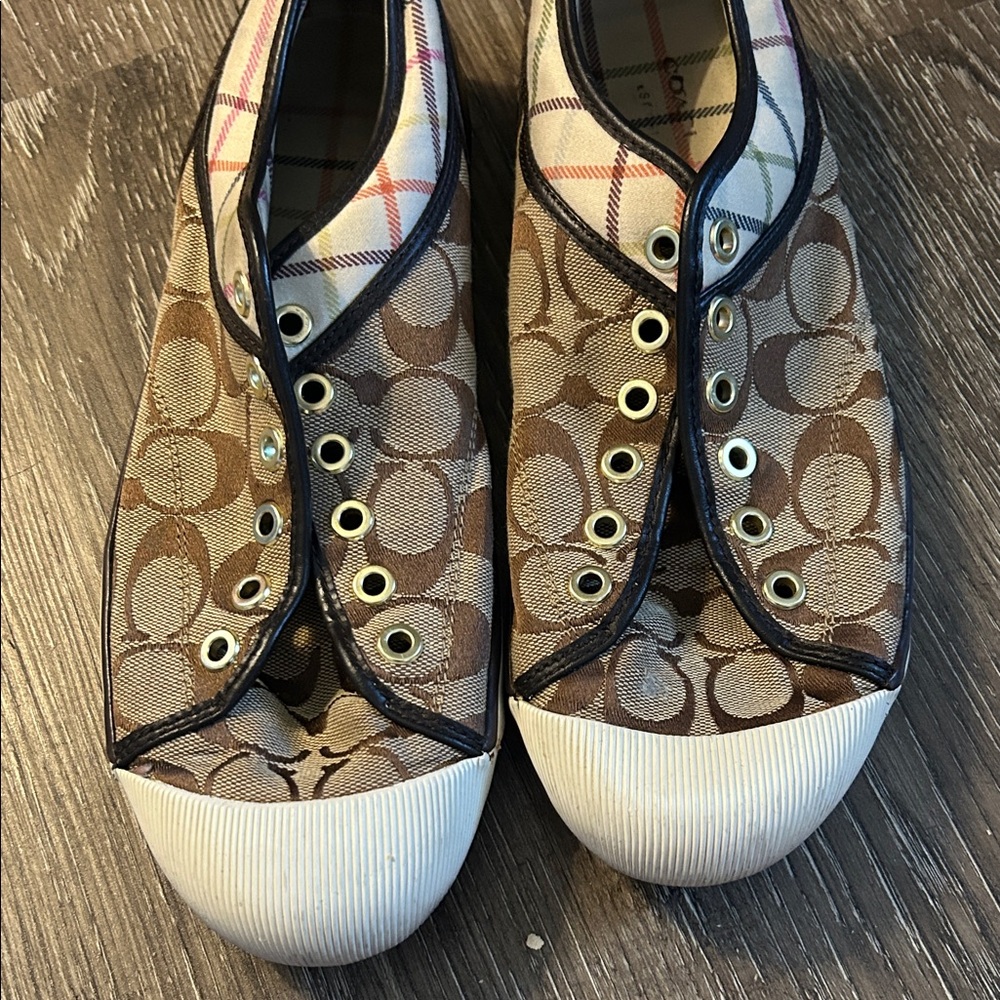 Coach Signature canvas sneakers size 9/10 Laces not included - Picture 7 of 7